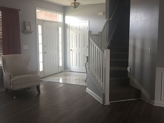 2nd image of 4570 Lincoln Pointe Dr