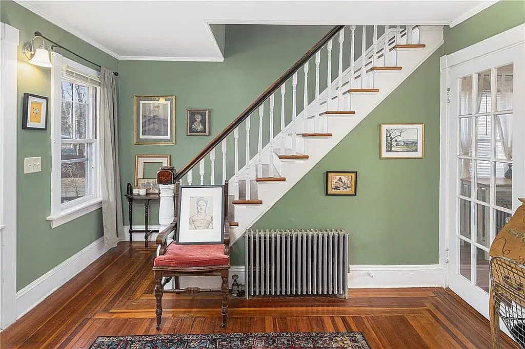 3 bed, 1.5 bath, 1786 sqft, $3,200 — Photo 3