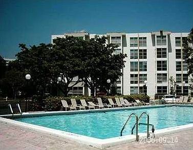 2nd image of 17570 Atlantic Blvd APT 103