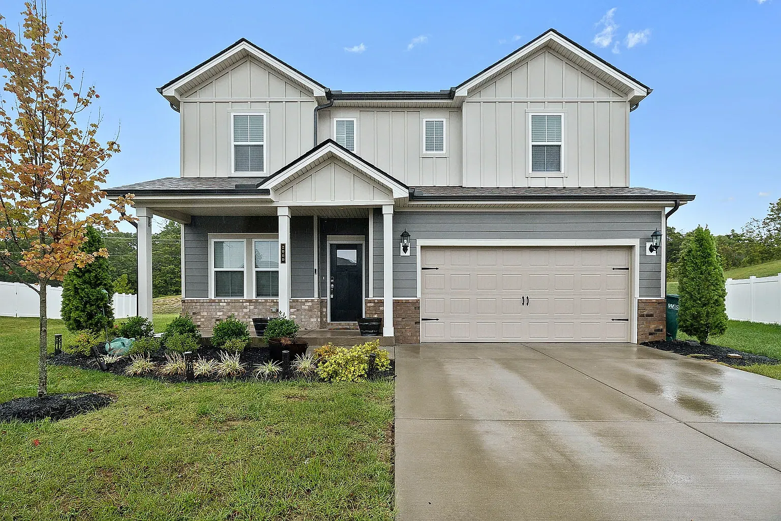 5 bed, 3018 sqft, $3,300 — Photo 2