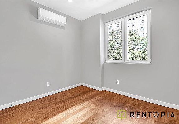3rd image of 842 Flushing Ave #1A