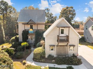 209 Derby Downs Dr, Sneads Ferry, NC 28460