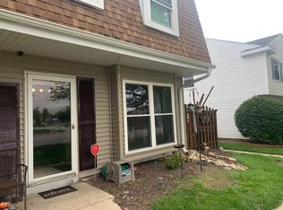 30V Fernwood Dr #29, Bolingbrook, IL 60440