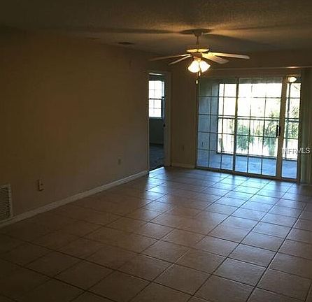 5th image of 1305 Clubside Dr #1305