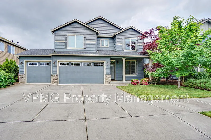 4 bed, 2.5 bath, 2028 sqft, $3,495 — Photo 2