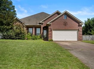 6000 Reveille Ct, Jacksonville, AR 72076
