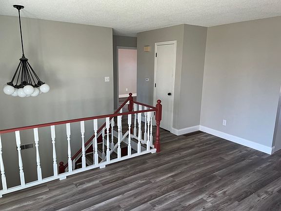 3rd image of 265 N Quincy Ave