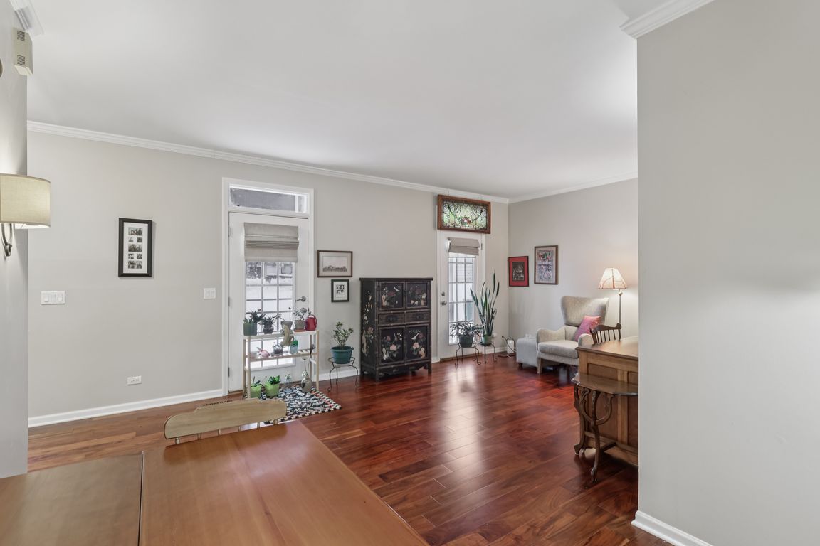 next background image