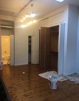 4th image of 221 Vine St APT 12