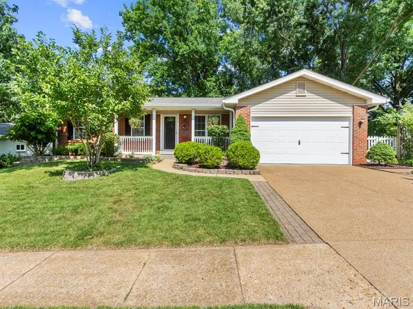7042 Yellow Jacket Pl, Saint Louis, MO 63129