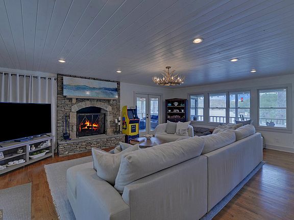 4th image of 134 Ezzard Ln