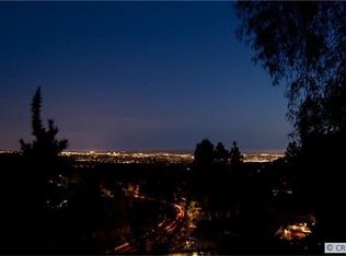 1692 Sirrine Dr, Santa Ana, CA 92705