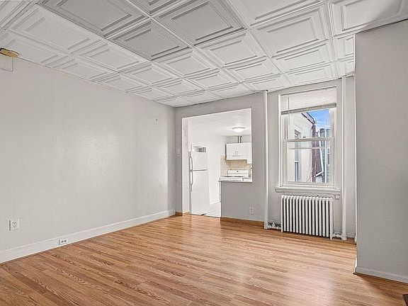 5th image of 2718 E Ann St Floor 2