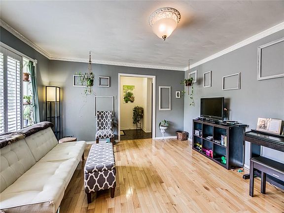 4th image of 3713 Tulane Cir