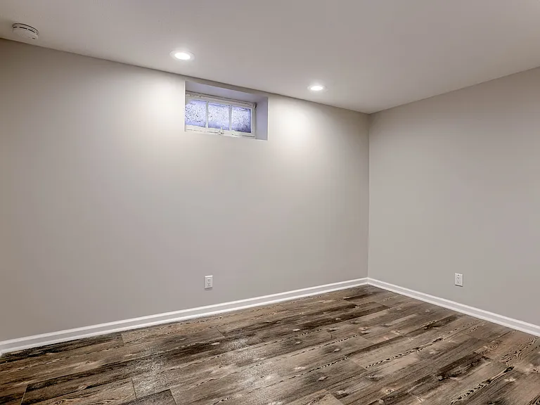 2509 N 52nd St — Photo 19