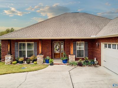 2508 Caldwell Park Ct, Owens Cross Roads, AL, 35763