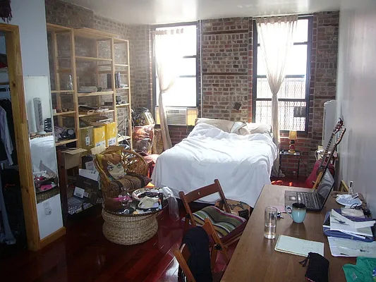 Rented by Douglas Elliman | media 5
