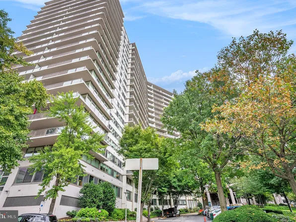 2401 Pennsylvania Ave APT 21A6, Philadelphia, PA 19130