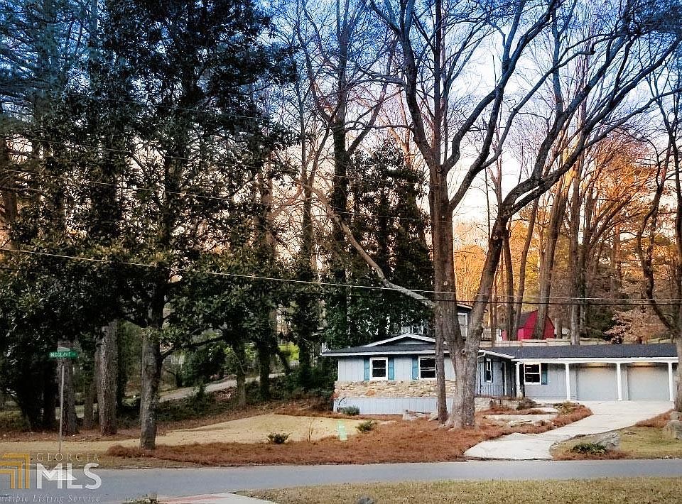 1st image of 2877 McClave Dr
