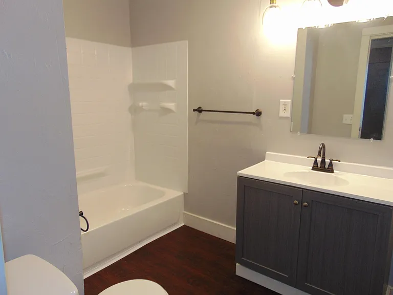 1219 Marshall Ave — Photo 23