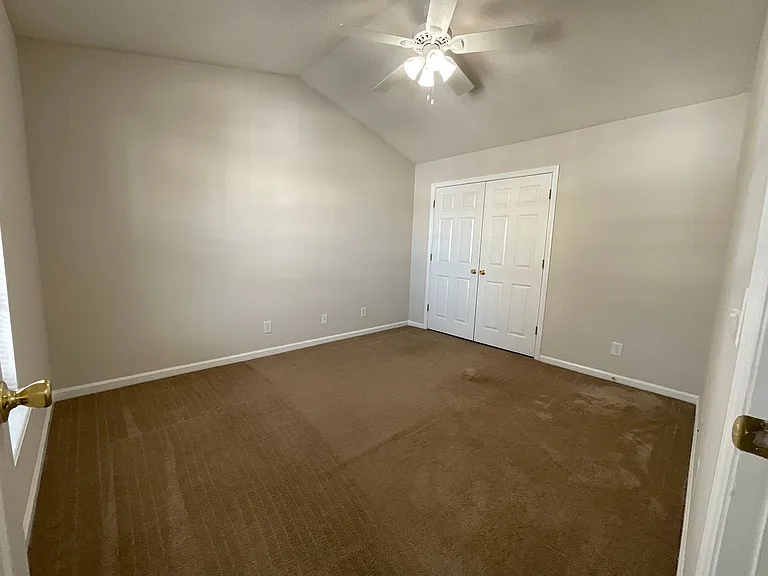 Meridian Park Apartments — Photo 135