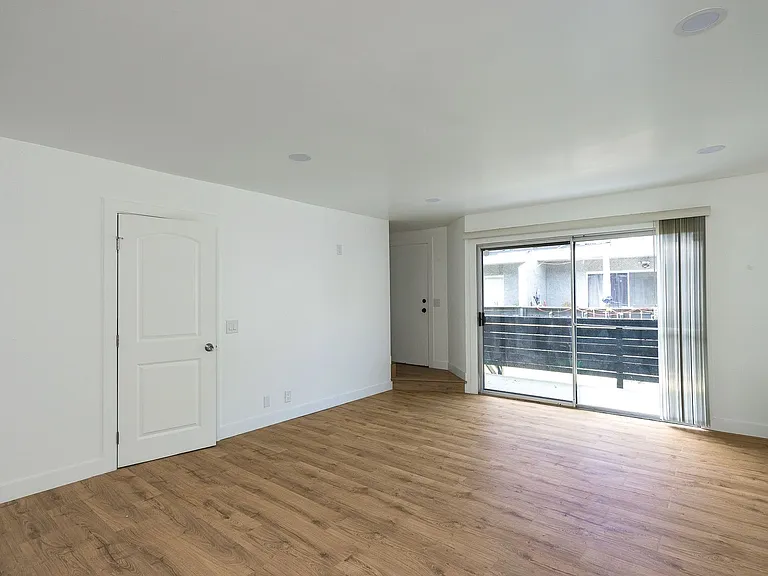 4578 Saviers Rd — Photo 17