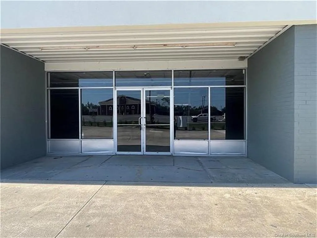 Building Photo - 645 Highway 171