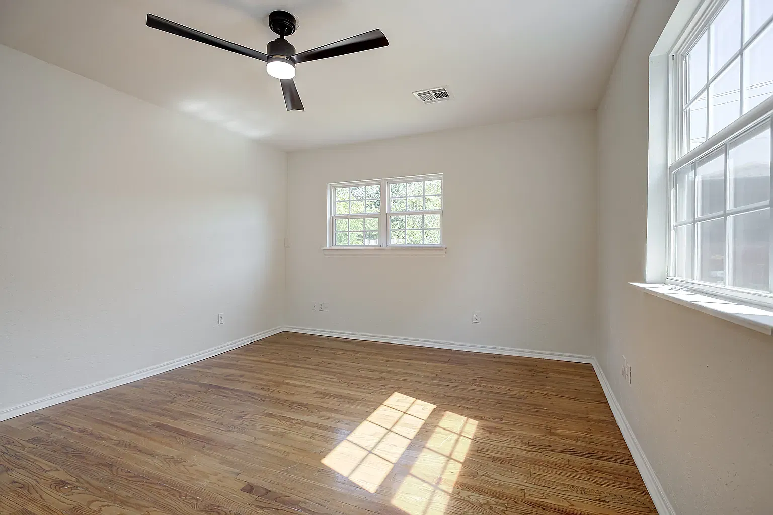 3 bed, 1520 sqft, $1,450 — Photo 4