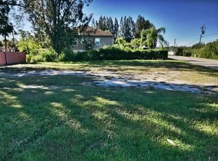 7008 Bayshore Rd, Palmetto, FL 34221