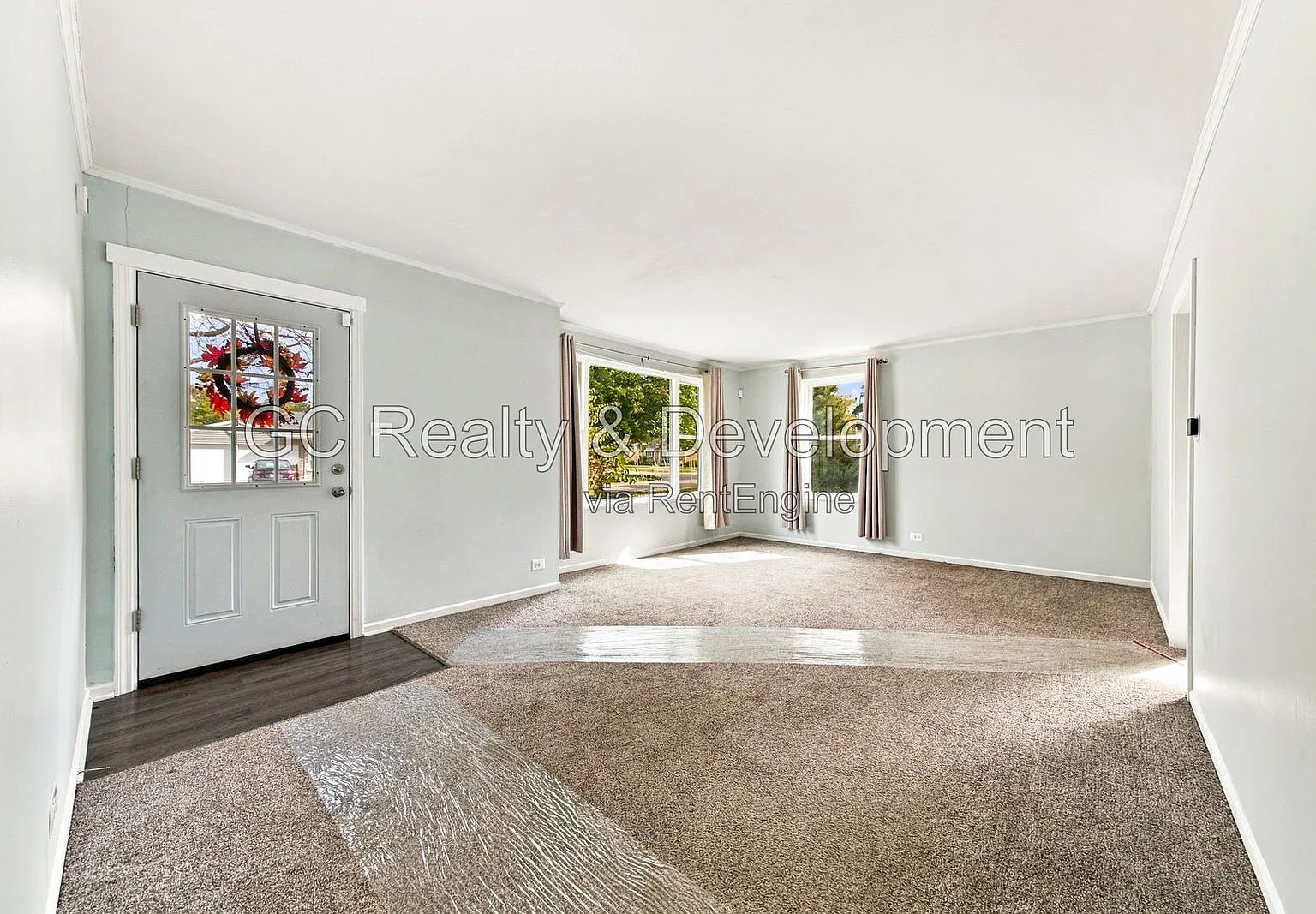 2 bed, 1.0 bath, 1250 sqft, $2,150 — Photo 2