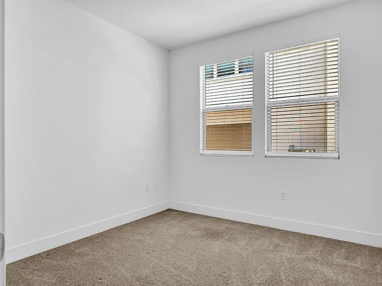 5301 E Commerce Way #34103 — Photo 10