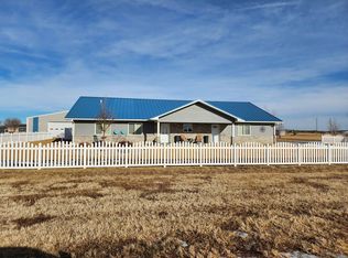 45680 67th Rd, Gibbon, NE 68840