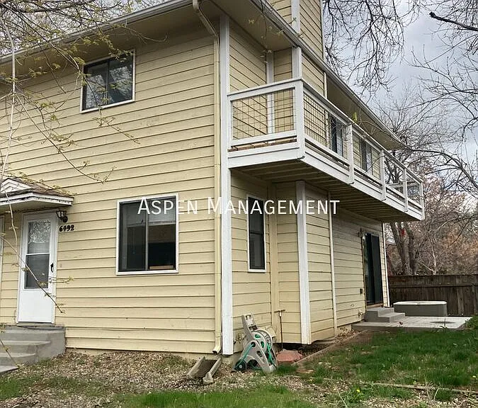 6492 Barnacle Ct — Photo 2