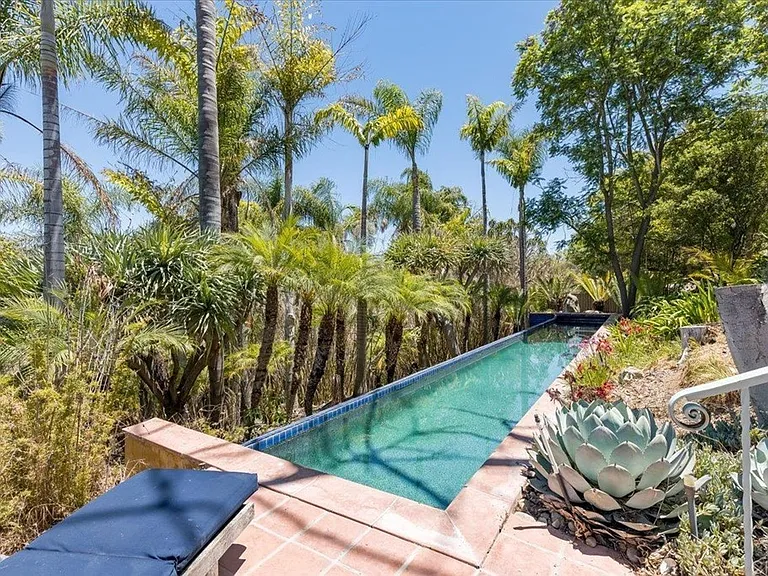 Lap pool