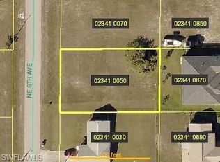 2425 NE 6th Ave, Cape Coral, FL 33909