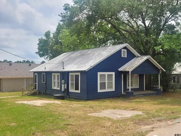 201 W Phillips St, Arp, TX 75750