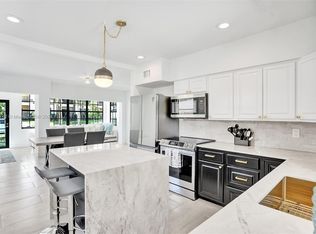 541 NE 14th Ct, Fort Lauderdale, FL 33304