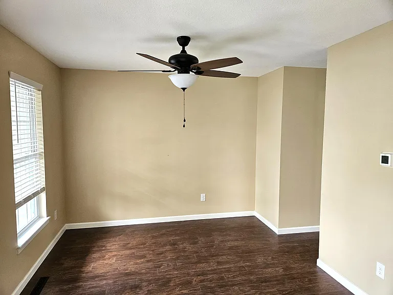 10279 Rosewood Ct — Photo 7