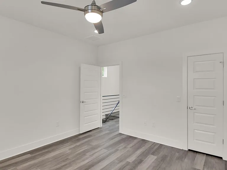 6325 Ponca St #B — Photo 24