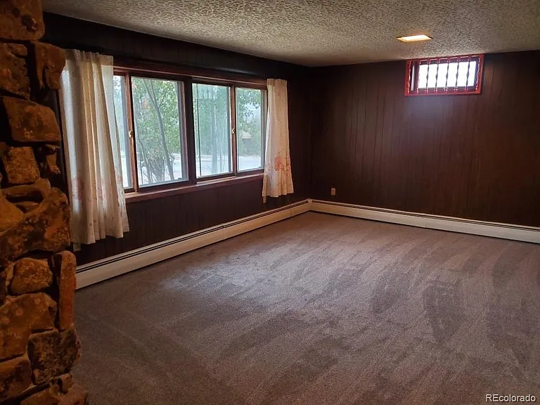 613 Central Ave — Photo 8