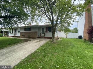 31 Lansdowne Rd, Burlington, NJ 08016