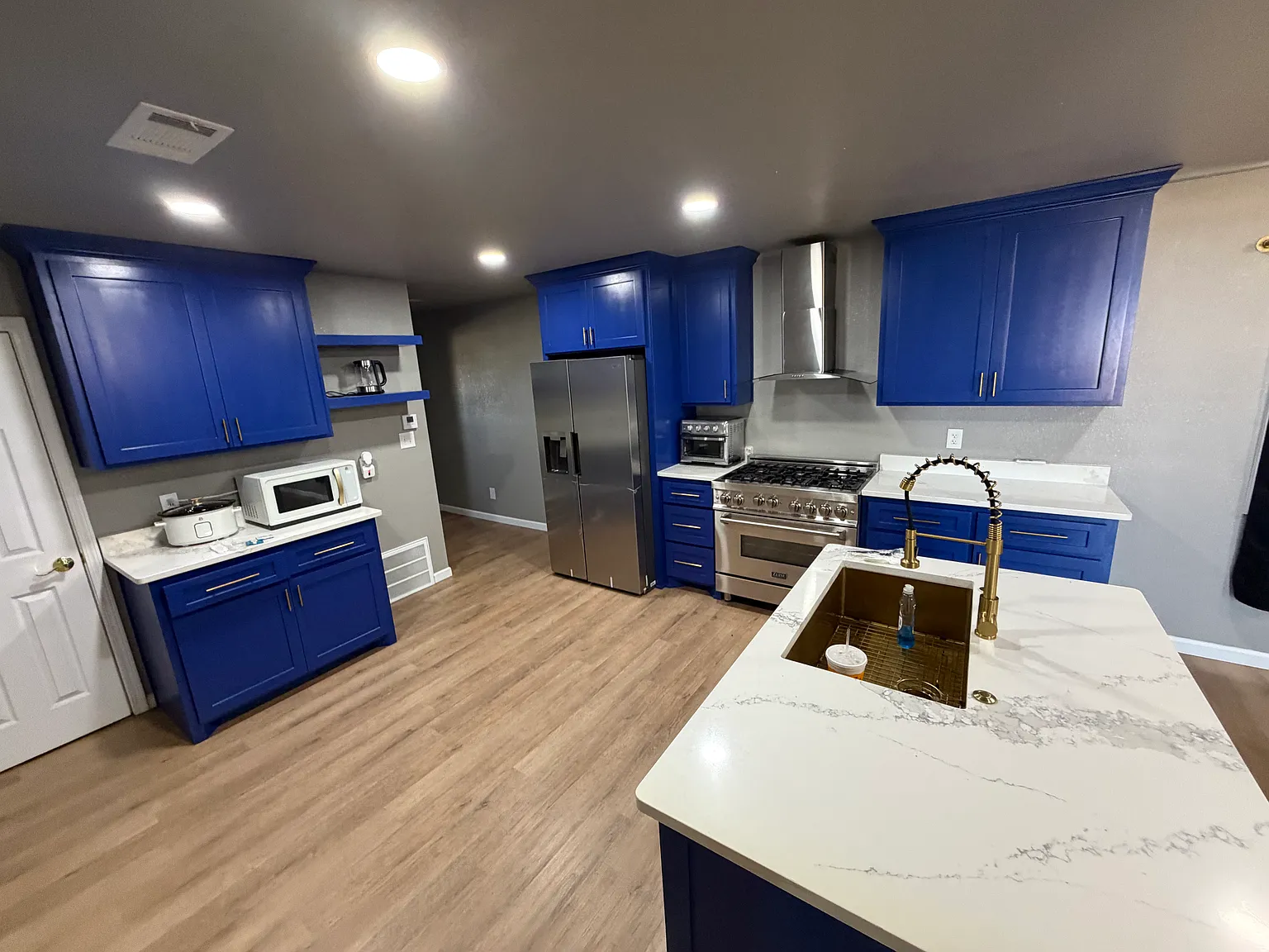 4 bed, 2.5 bath, 1850 sqft, $2,200 — Photo 4