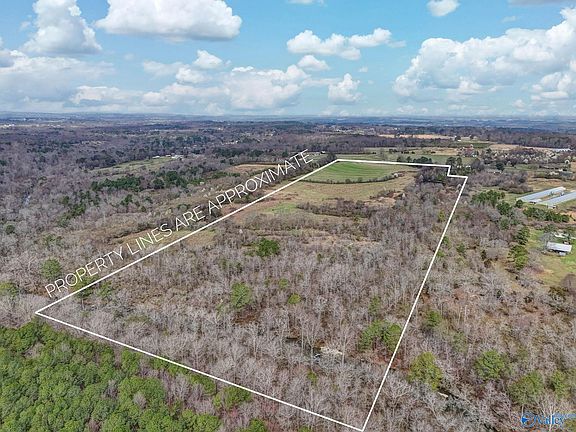 2nd image of 1368 Davis Rd