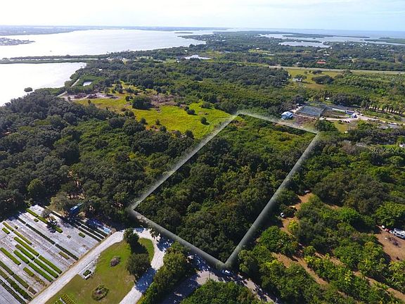 2nd image of 234 Bayshore Dr