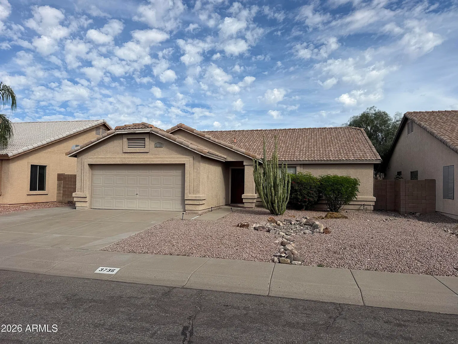 3 bed, 2.0 bath, 1753 sqft, $2,150 — Photo 1