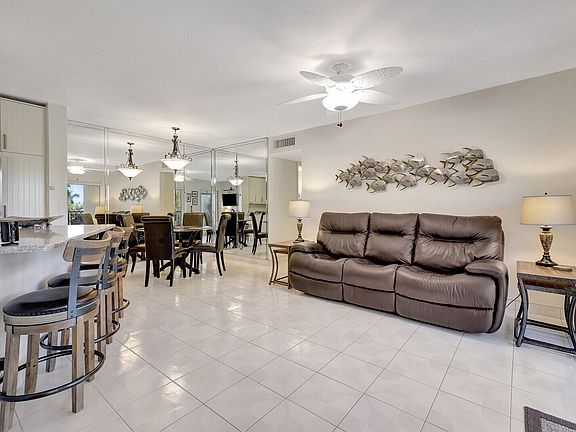 5th image of 7547 S Oriole Boulevard #202