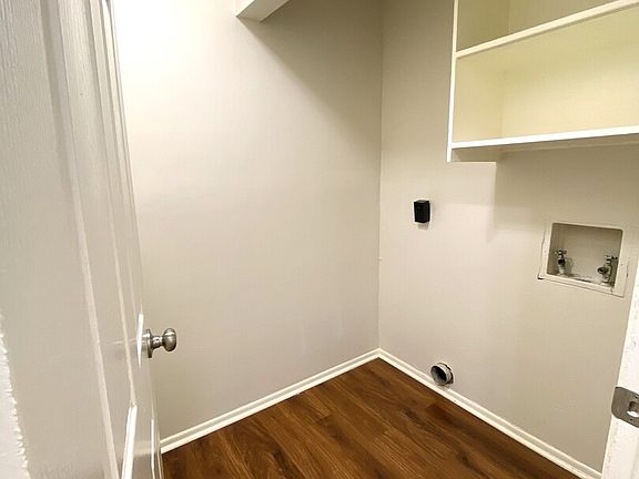 5th image of 7007 Glen Park