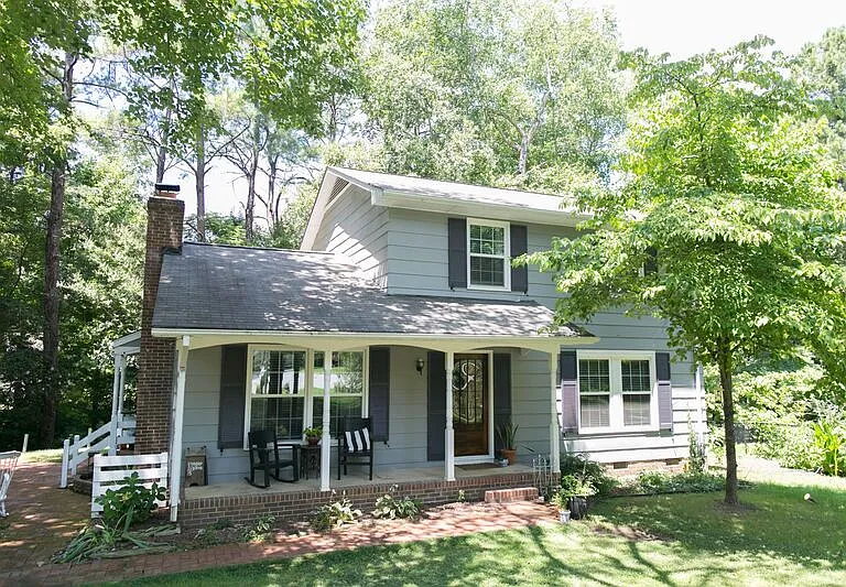 808 Buckle Ct — Photo 2