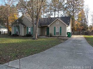 10617 Spruce Knob Ln, Charlotte, NC 28214