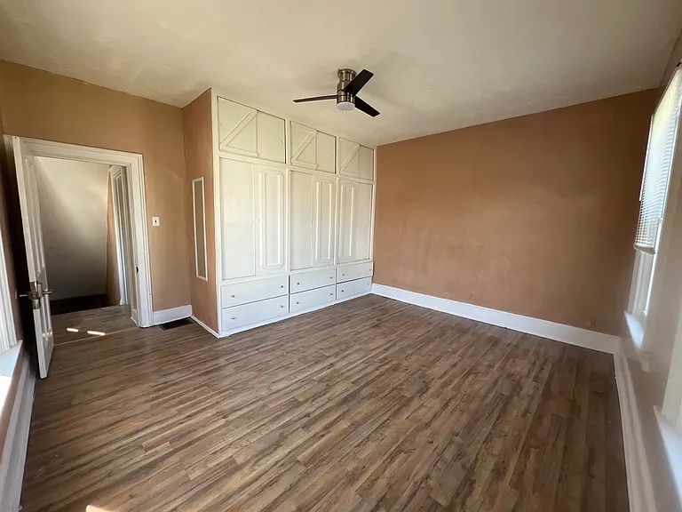 1839 Hopkins Ave — Photo 7